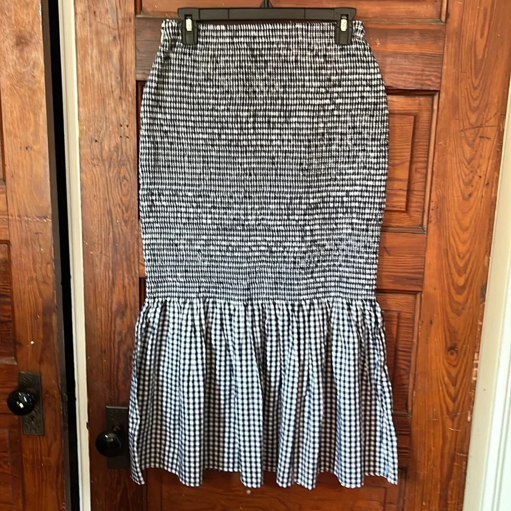 J Crew Smocked midi skirt in gingham size 6